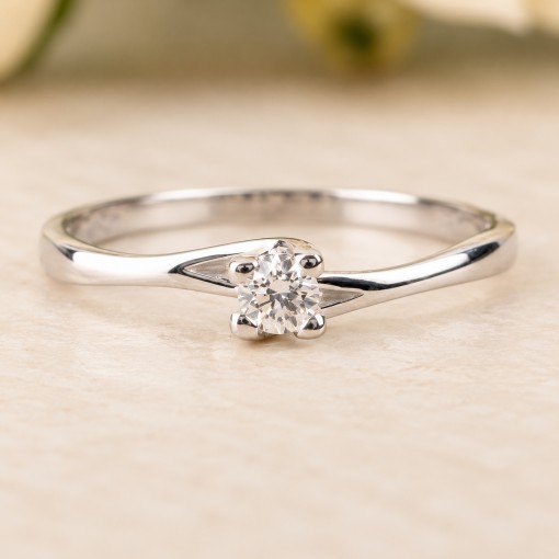 Класически Годежен Пръстен с Диамант от 18К Бяло Злато Bloom Jewellery